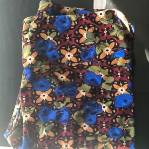 LuLaRoe OS Buttery soft Leggings!